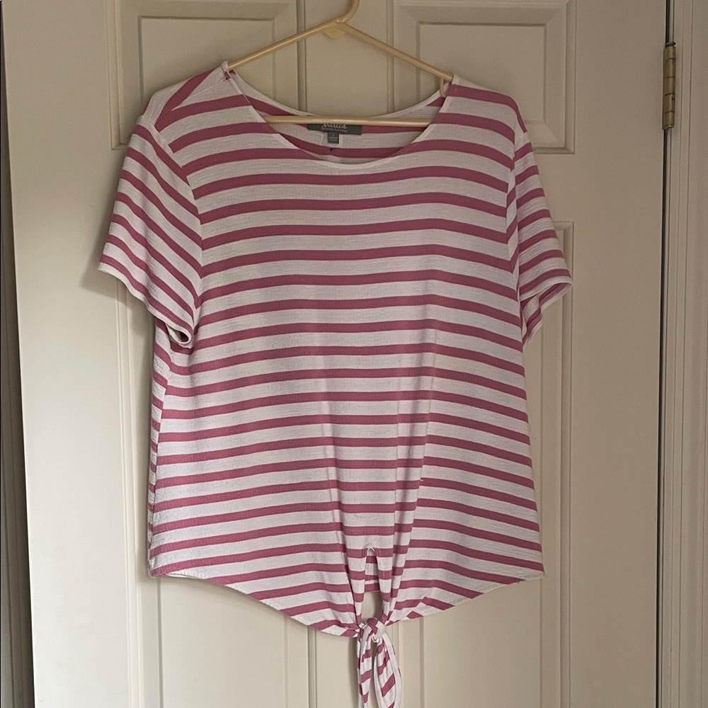 Marled Pink and White Tie-Front Short Sleeve Tee, size L